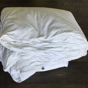 Sleep Number CREATE YOUR PERFECT COMFORTER Split Half King Down Alternative Lght